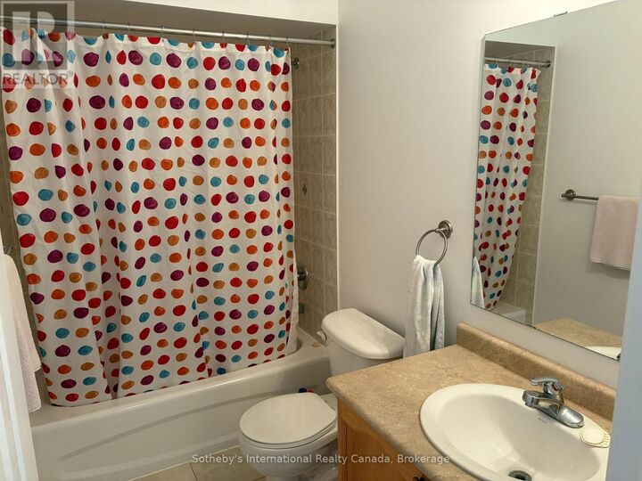 Property Photo:  71 Meadowlark Boulevard  ON L9Z 3B3 