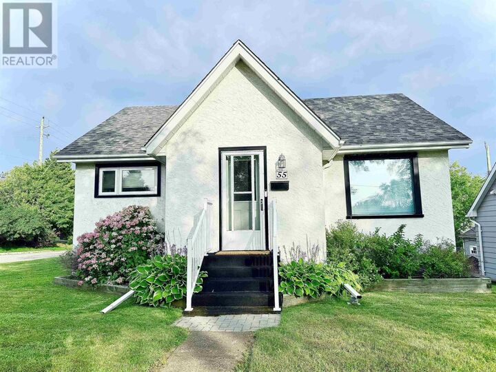 55 Ray Blvd — photo 1