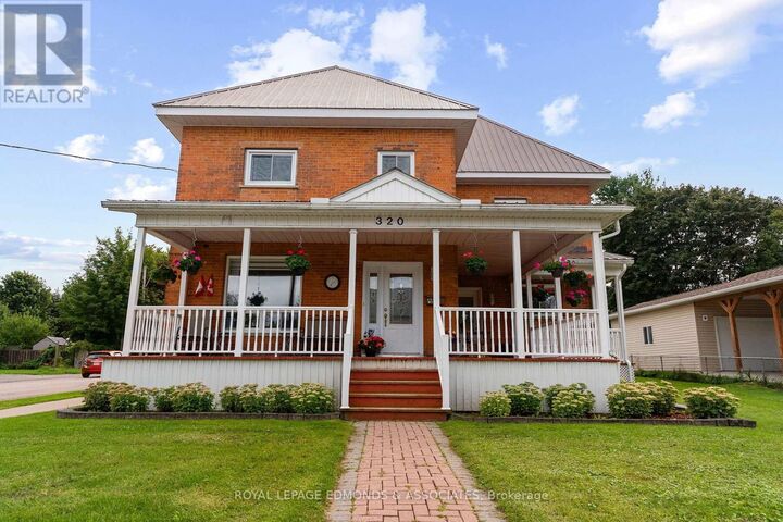 Property Photo:  320 Alfred Street  ON K8A 3A6 
