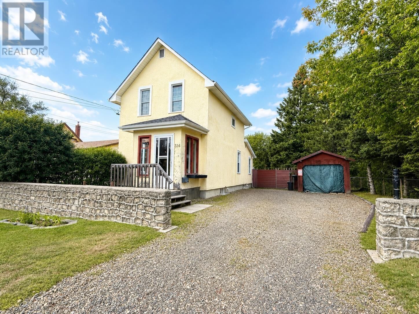Property Photo:  334 Morse Street  ON P7A 1G3 