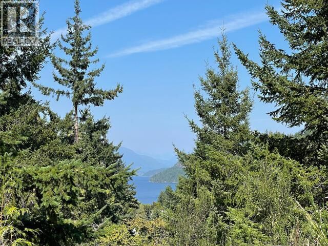 Property Photo: 6866 Cranberry Street BC V8A 3Z5