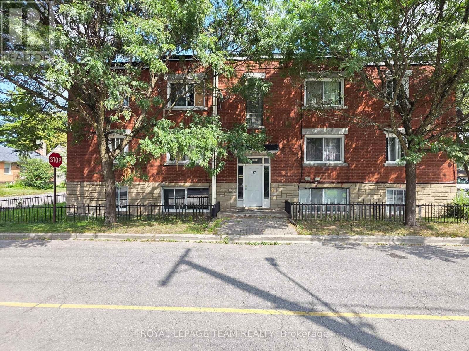 Property Photo: 187 Bradley Avenue 2 ON K1L 7E1