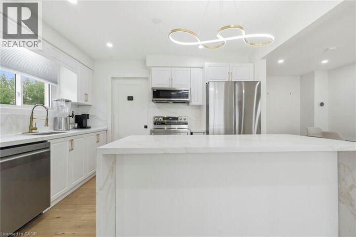 Property Photo: 47 Barrington Drive Upper ON L3C 5Z8
