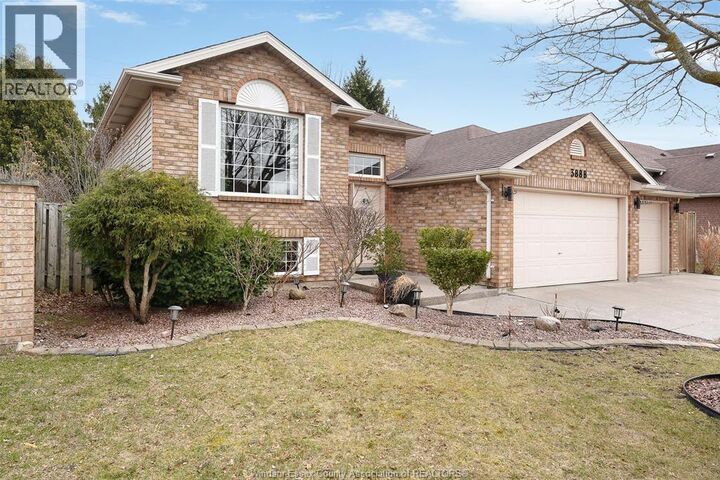 Property Photo: 3888 Aristotle Crescent ON N9G 2N9