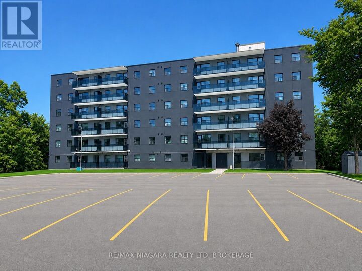 Property Photo: 550 King Street 503 ON L4R 3N1