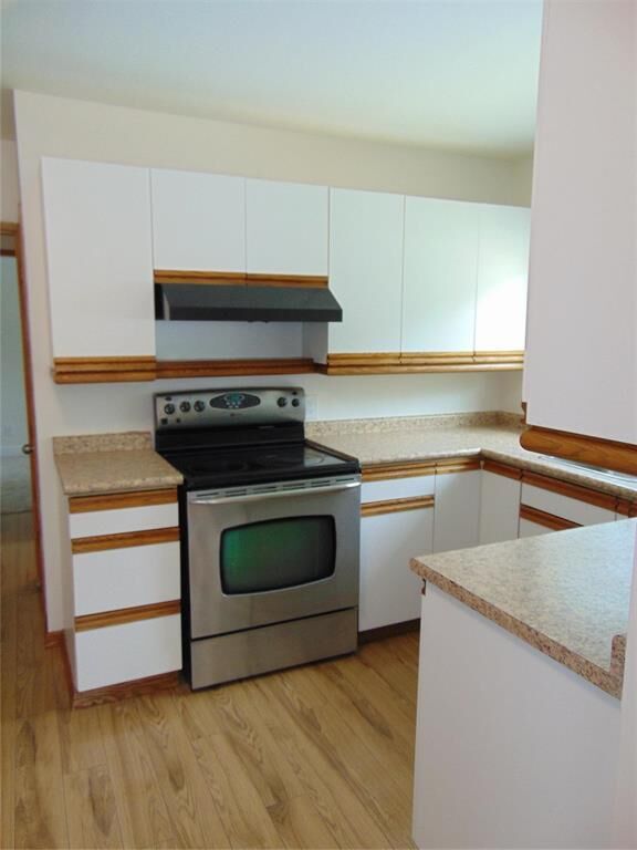 Property Photo: 23 Hayes Street MB R2C 2R6