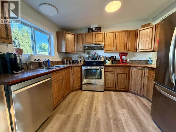 Property Photo: 7360 Dawson Road BC V2K 5B5