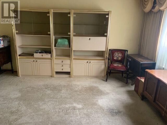 Property Photo: 18 Kentish Crescent ON M1S 2Z4