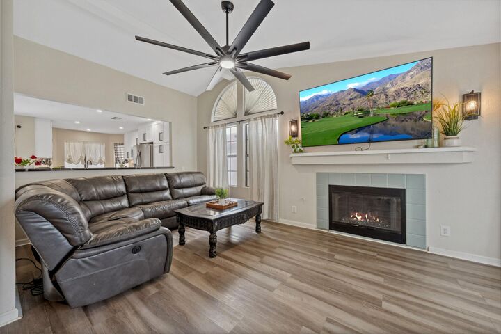 Property Photo:  45558 Indian River Road  CA 92201 