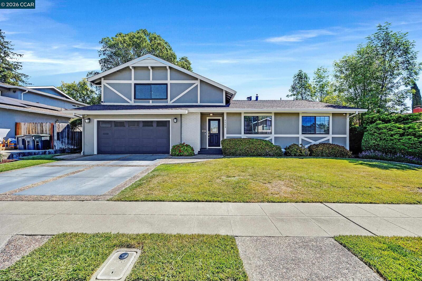 Property Photo:  8569 Wicklow Ln  CA 94568 