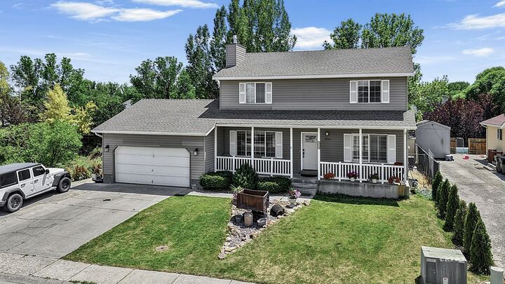 Property Photo:  3514 Hawthorne Drive  NV 89801 
