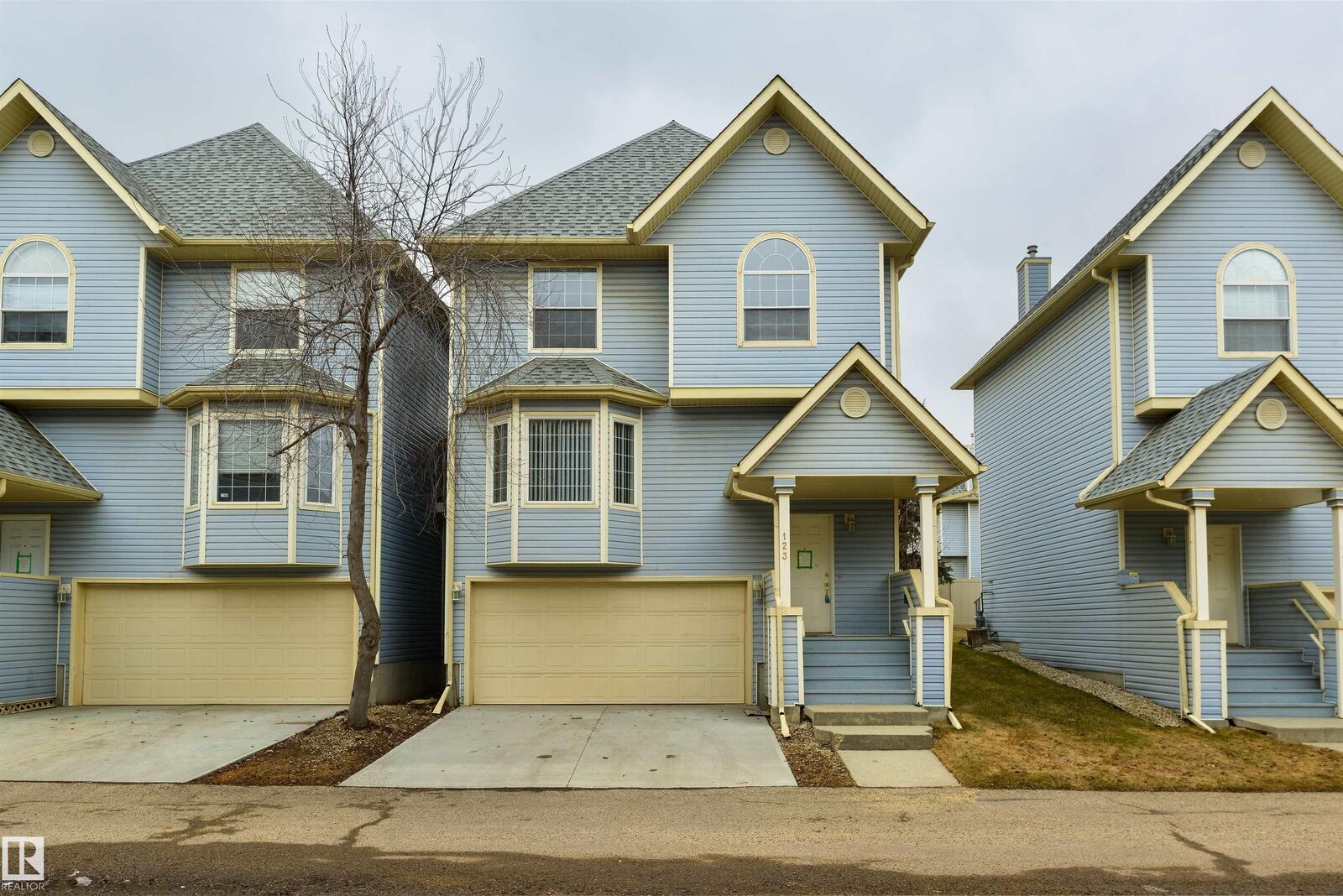 Property Photo:  1670 Jamha Road NW 123  AB T6L 7B3 
