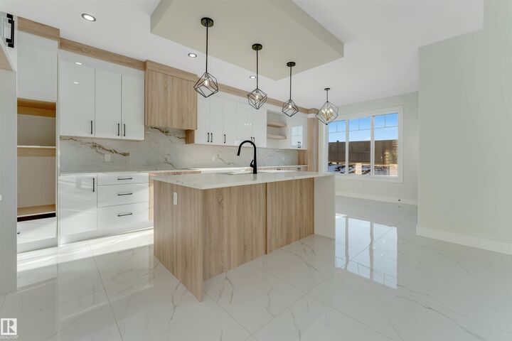 Property Photo: 8418 Mayday Link Link SW AB T6X 3G1