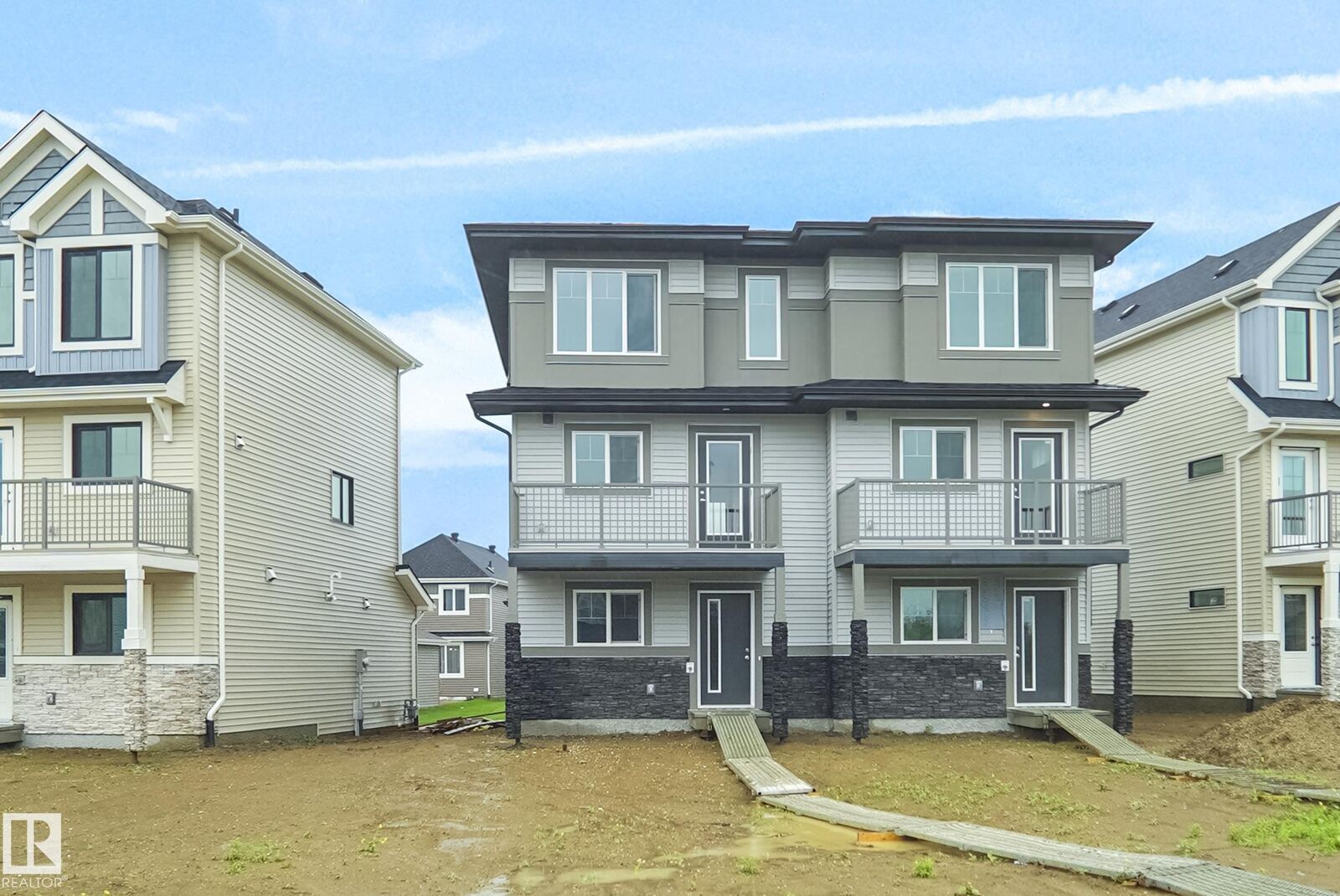 Property Photo: 545 176 Avenue NE AB T5Y 4K3