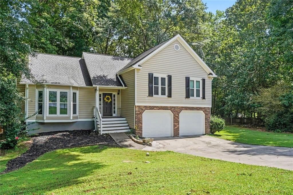 Property Photo:  996 Miles Court  GA 30127 