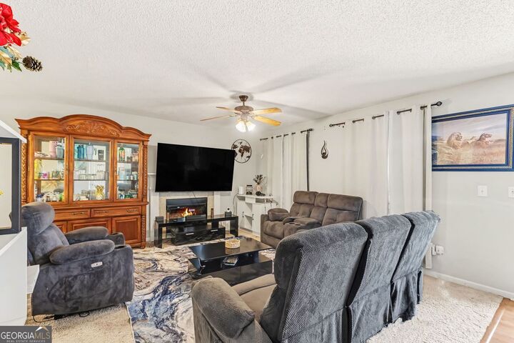 Property Photo:  329 River Trace Drive  GA 30180 
