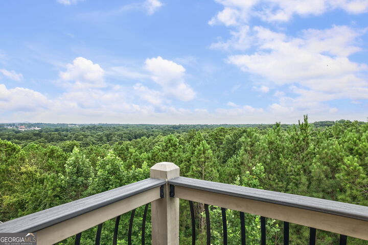 Property Photo: 525 Willow Oak Way GA 30076