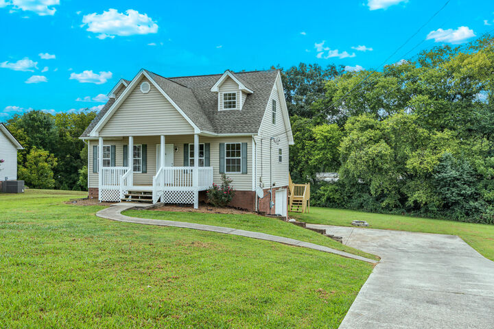 Property Photo:  129 Apple Valley Court NE  TN 37310 
