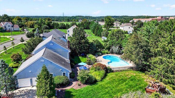 Property Photo:  46 Waverly Pl  NJ 08852 
