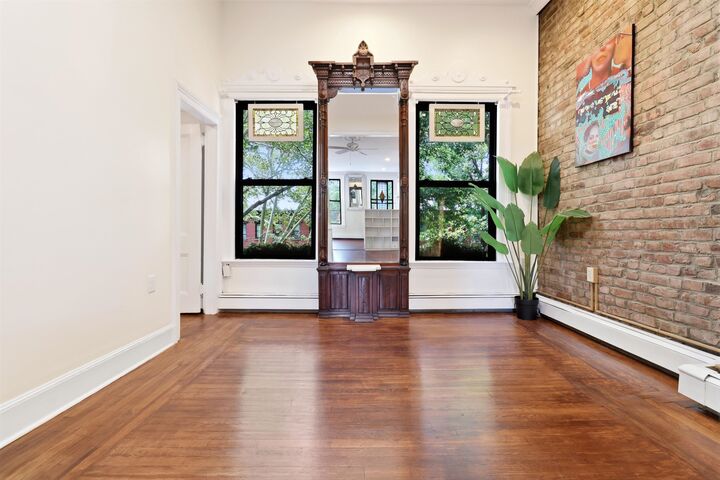 Property Photo: 638 Jersey Ave 3 NJ 07302