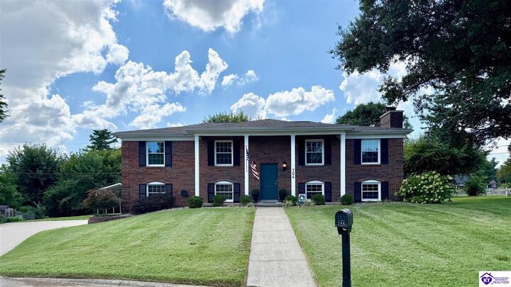 Property Photo: 704 Grant Circle KY 42701