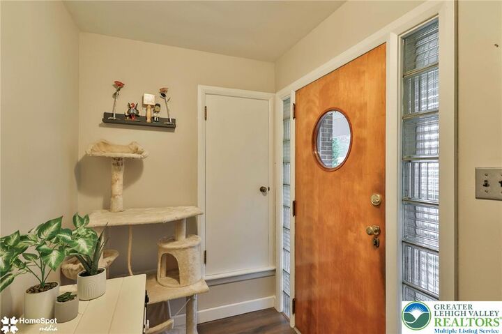 Property Photo: 319 S Ott Street PA 18104