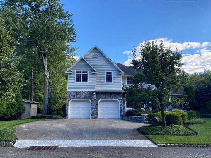 Property Photo:  182 Elizabeth Street  NY 10965 