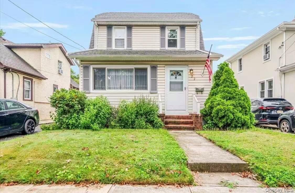 Property Photo:  22 Pansy Avenue  NY 11001 