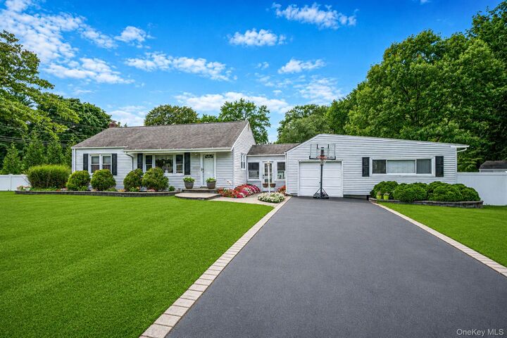 Property Photo:  19 Ridgeley Road  NY 11787 