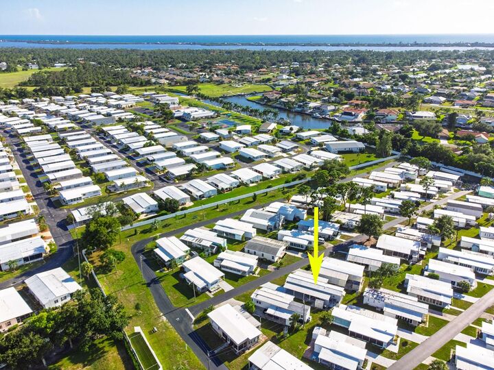 Property Photo:  1800 Englewood Road 137  FL 34223 