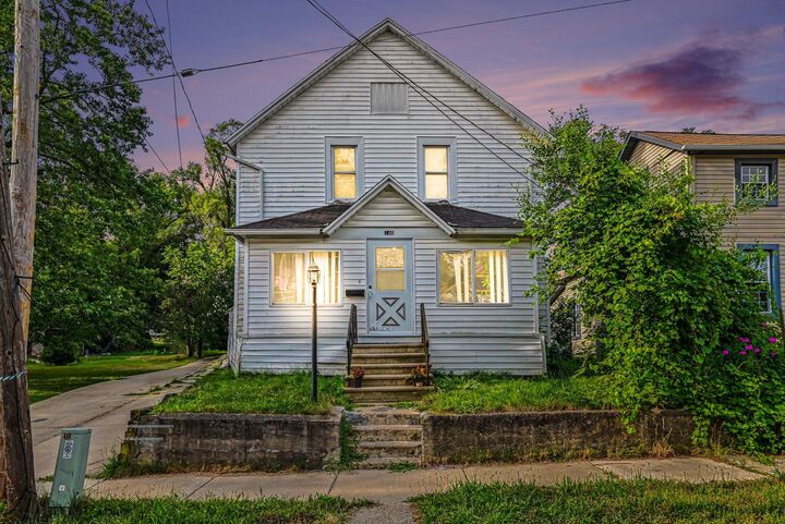 Property Photo: 148 E Emerson Street MI 49001
