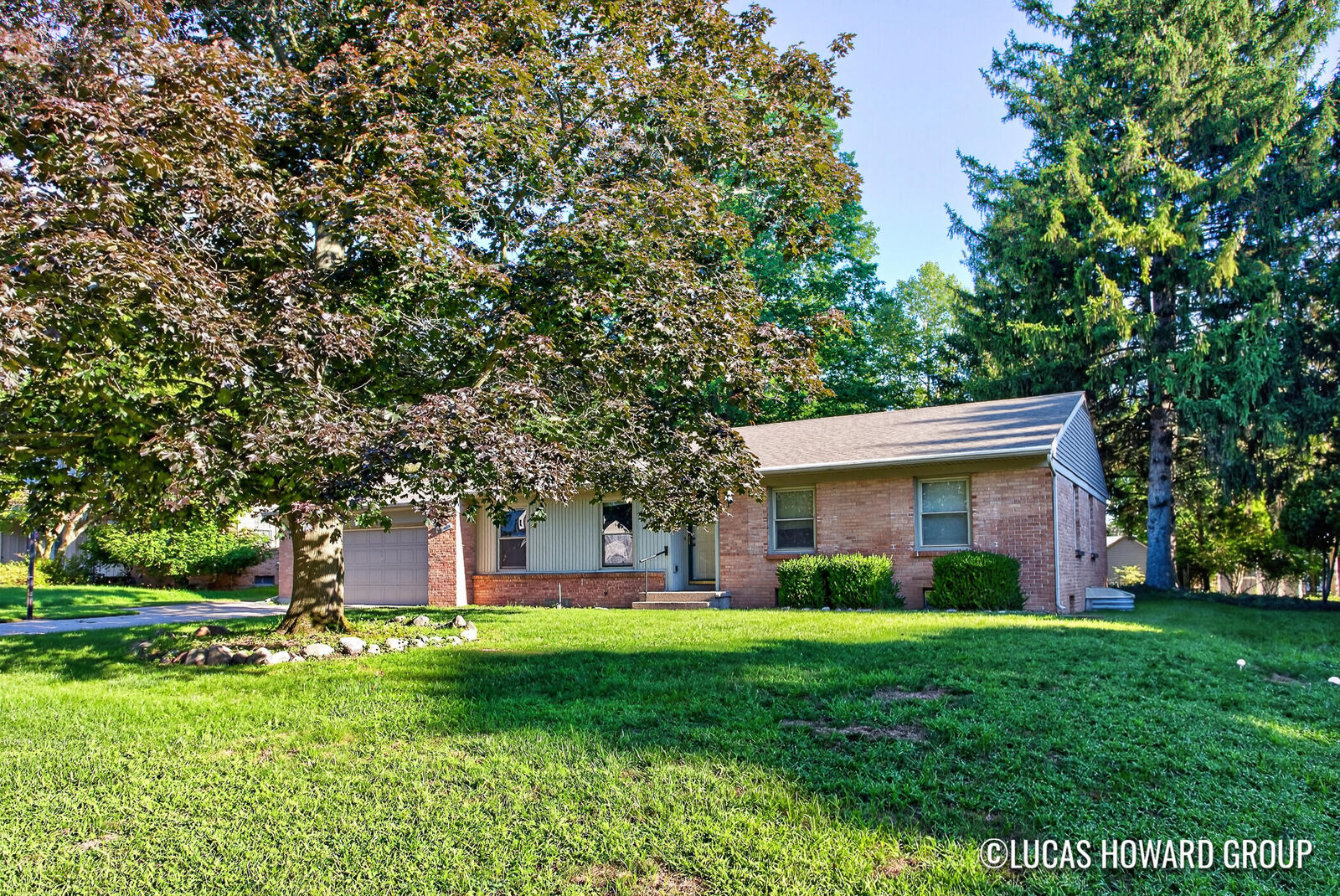 Property Photo: 1865 Stilesgate Street SE MI 49508