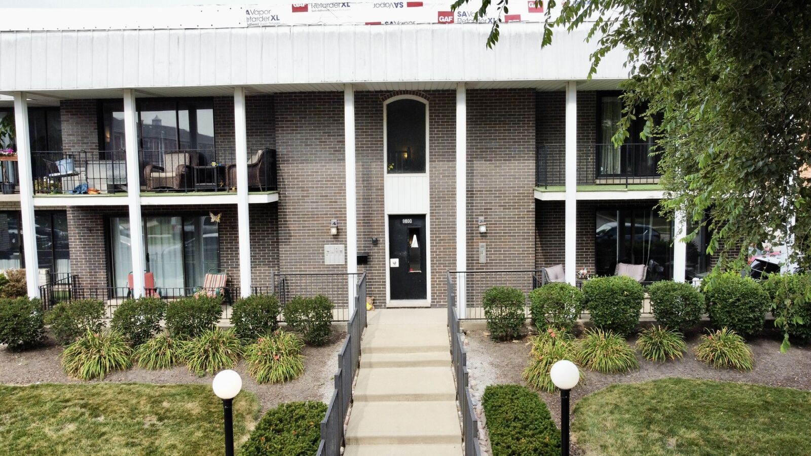 Property Photo: 9800 S Karlov Avenue 2D IL 60453