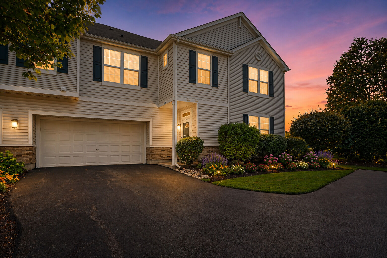 Property Photo:  625 Arbor Circle  IL 60051 