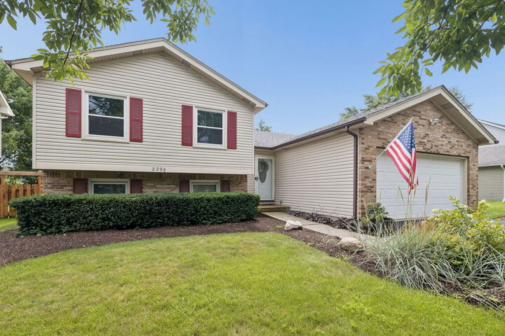 Property Photo:  2296 Briarhill Drive  IL 60565 