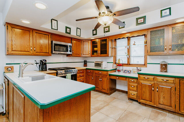 Property Photo:  7022 Birchwood Avenue  IL 60714 