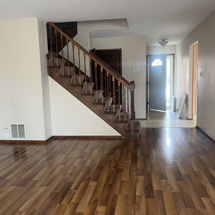 Property Photo:  1565 Coloma Court S  IL 60189 