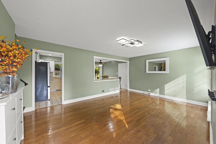 Property Photo:  22W524 Birchwood Drive  IL 60137 