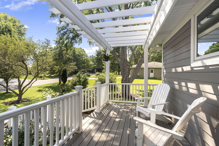 Property Photo:  38W274 Bernice Drive  IL 60174 