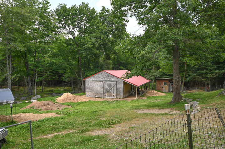 Property Photo:  4 Turkey Hill Way  ME 04605 
