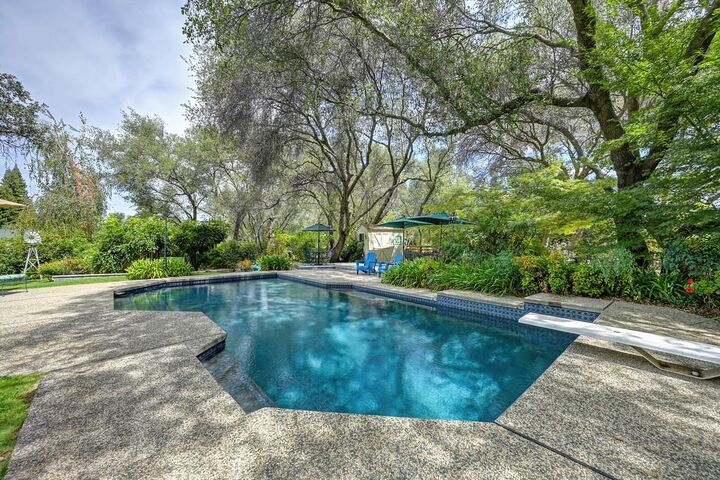 Property Photo: 9485 Oak Leaf Way CA 95746