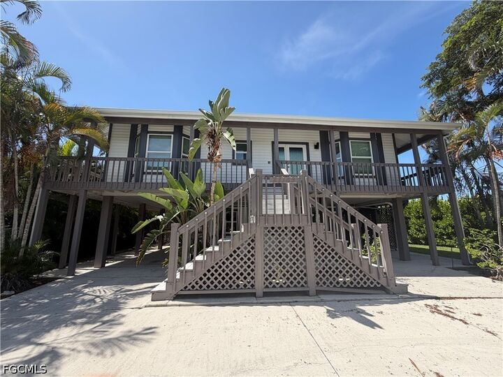 Property Photo: 27189 Gasparilla Drive FL 34135