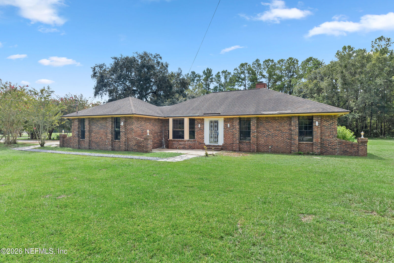 Property Photo: 2106 Dunn Creek Cemetery Road FL 32218