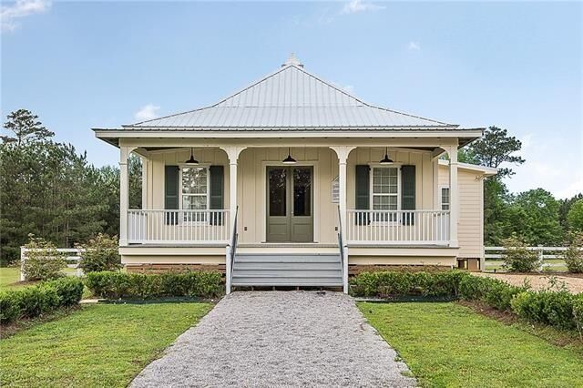 Property Photo:  21461 Hwy 40 Highway  LA 70431 