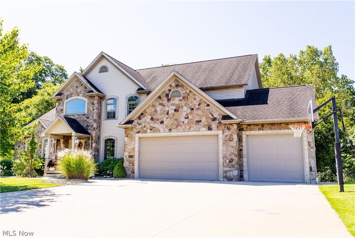 Property Photo:  8808 Eastlynn Avenue NW  OH 44646 