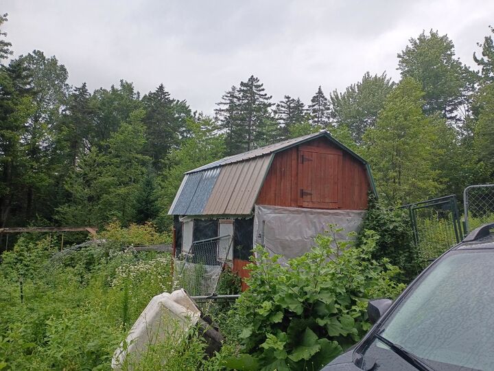 Property Photo: 115 Smith Road VT 05641