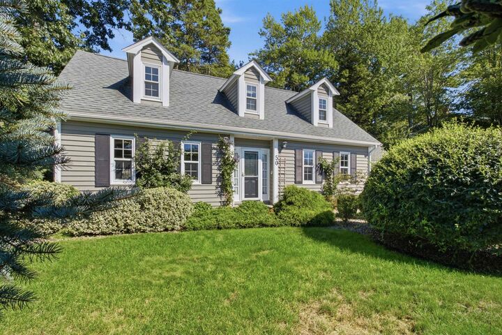 50 Eaglewood Drive — photo 1