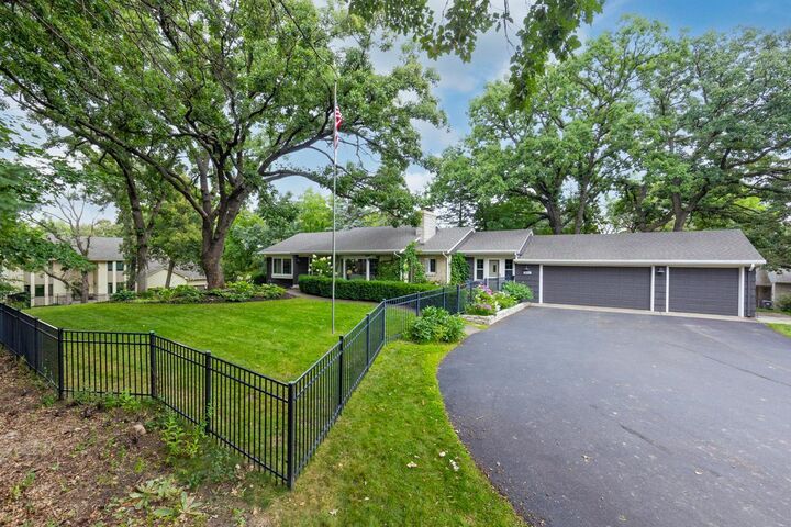 Property Photo:  7030 Donlea Lane  MN 55346 