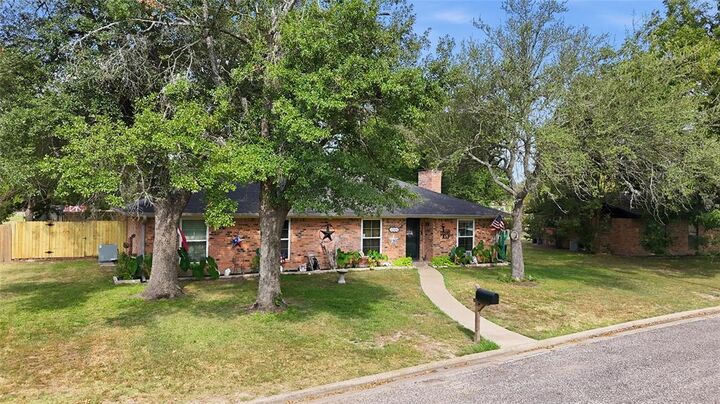 Property Photo: 3016 Arapaho Road TX 75429