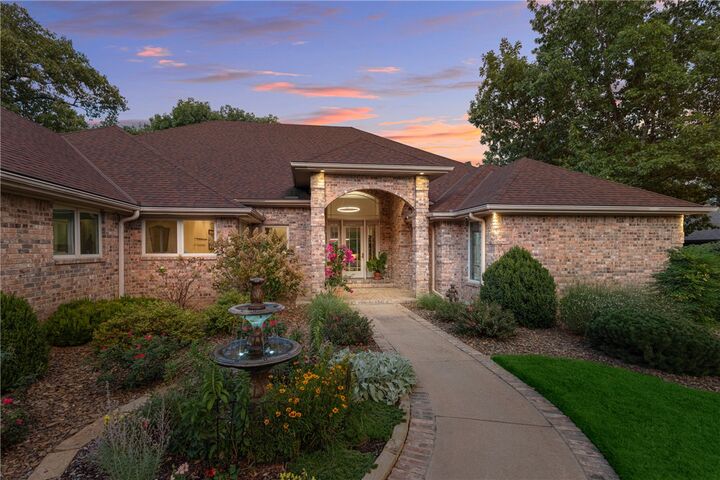 Property Photo:  16 Ellwood Circle  AR 72715 